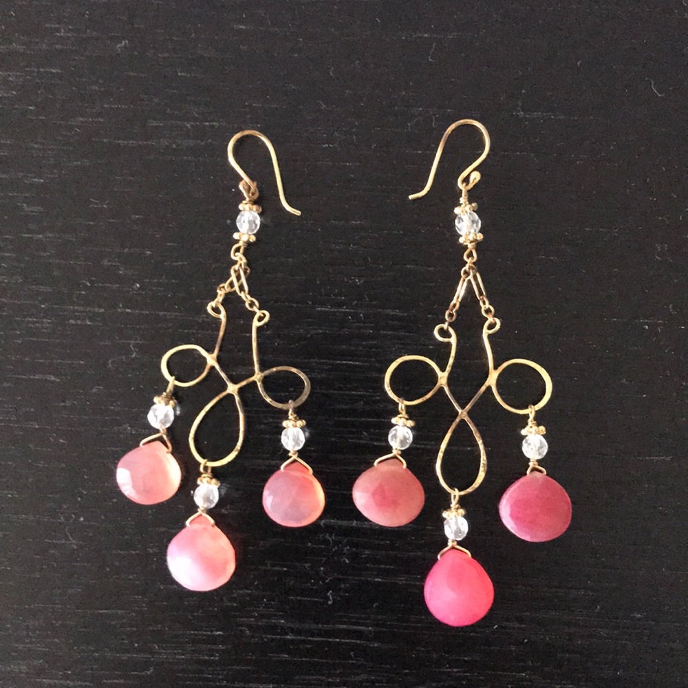 Gold & pink stone hanging earrings